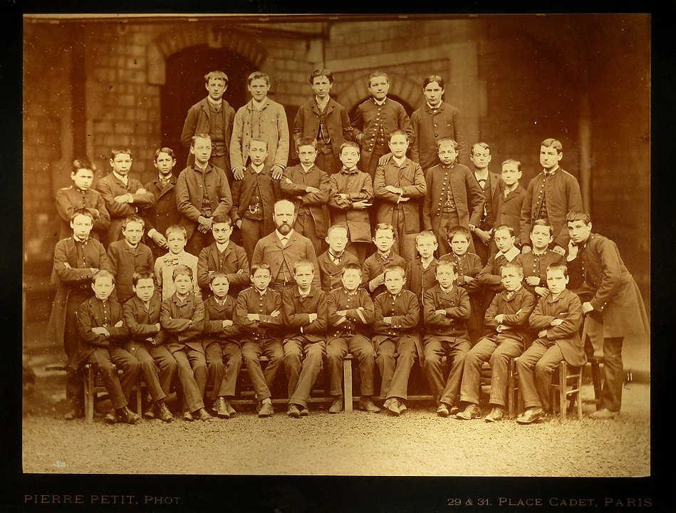 Abel Formation uniforme scolaire en France en 1880